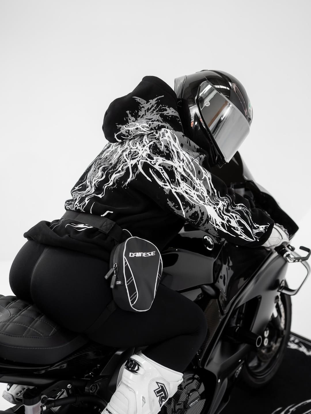 Ovornix Reflective Hoodie